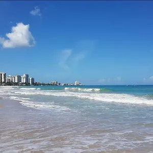 beach-front-apt-isla-verde-ave-san-juan-00979.comcaribbean.com/